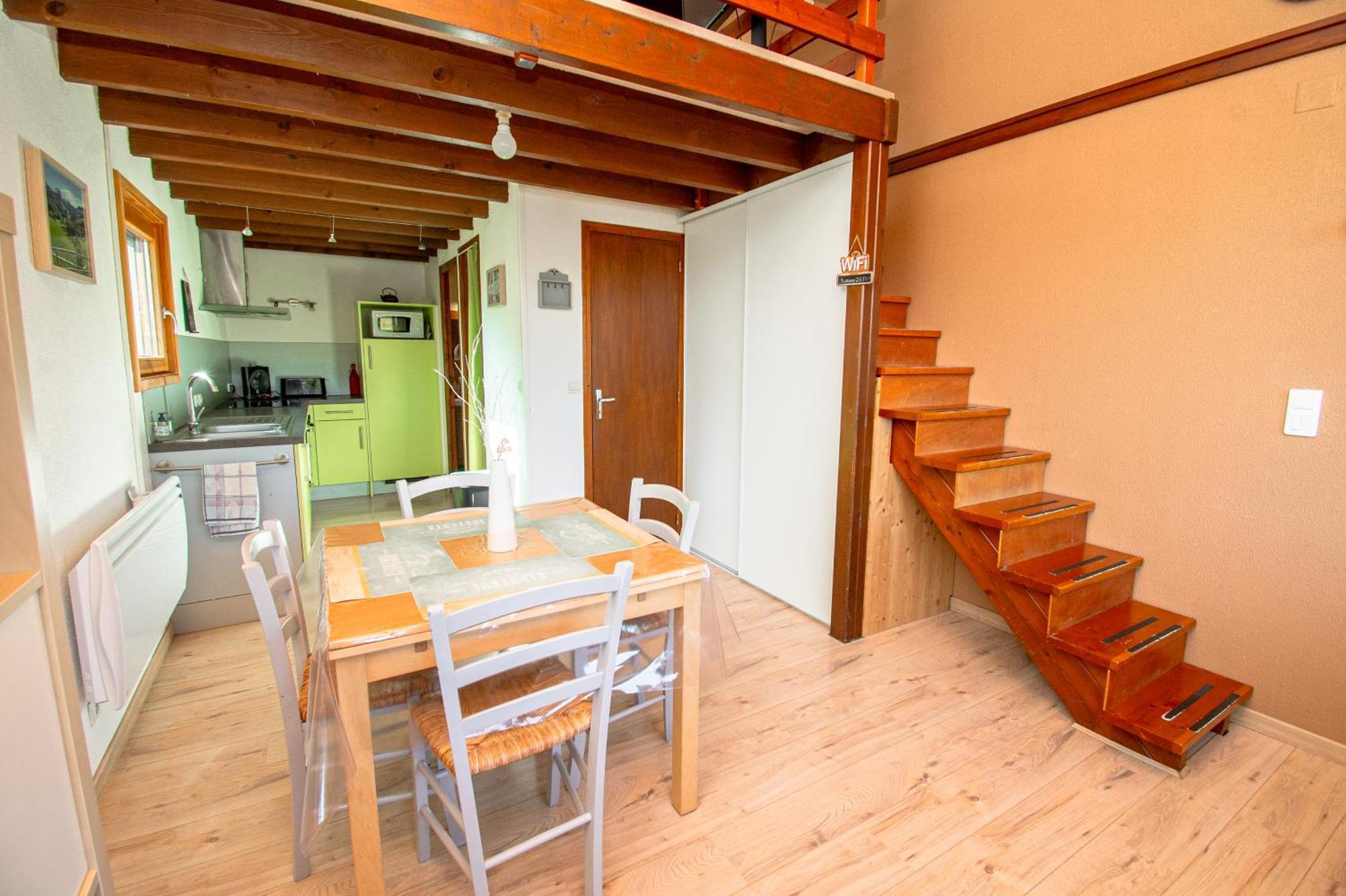 Terrasse Des Monts - Duplex Independant De Charme Apartment Les Hopitaux-Neufs Екстериор снимка